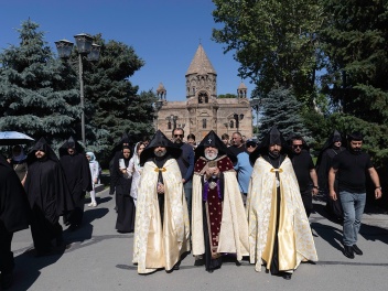 Սուրբ Հովհաննես Մկրտչի և Աթանագինե եպիսկոպոսի...