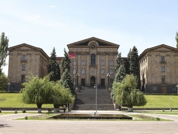 Նոր խորհրդարանում կլինեն 3 քաղաքական ուժեր