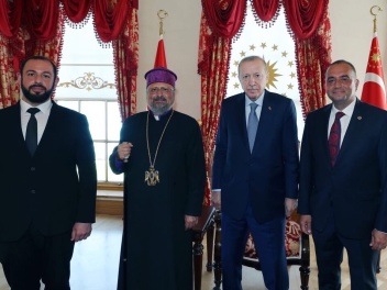 Պոլսո Հայոց պատրիարքը հանդիպել է Թուրքիայի նախագահի հետ