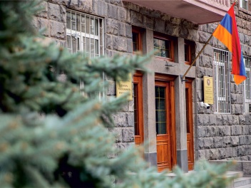 ՀՀ ԱԱԾ շենքի մոտ ահաբեկչությnւն կատարած անձը...
