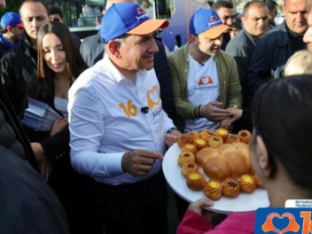 Փաշինյանի քարոզարշավի «հյուրասիրություններն» իրականում ՔՊ-ն է կազմակերպում․ «Հրապարակ»