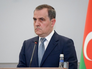 Բայրամովն աշխատանքային այցով մեկնել է Լեհաստա...