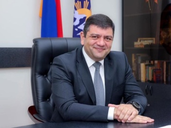 Փարսյանը հուսախաբ է եղել. «Հրապարակ»