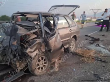 Բախվել են «Toyota»-ն, «Lada»-ն ու «Volkswagen»-ը. վերջինում հրդեհ է բռնկվել, հայտնաբերվել է 3 մոխրացած մարմին