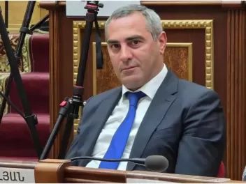 Վարդան Ղուկասյանի փեսան պատգամավորի մանդատից...
