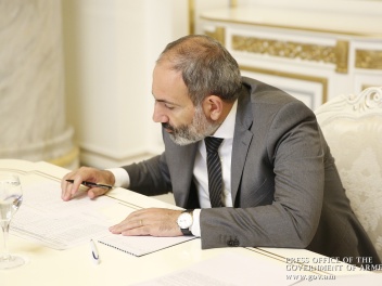 Փաշինյանի որոշումներով 7 պաշտոնյա ազատվել է պ...
