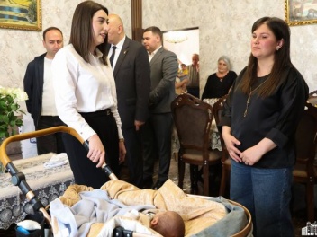 Ծնվել է Մարմարիկ գետում խեղդվшծ 2-ամյա Տիգրան...