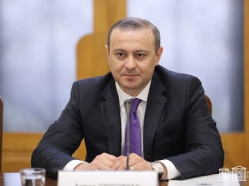 Հեղափոխությունից հետո ինչպես փոխվեց Արմեն Գրիգորյանի ունեցվածքը. բնակարան, Toyota և շուրջ 45 մլն դրամ ընտանեկան եկամուտ. «Ժողովուրդ»