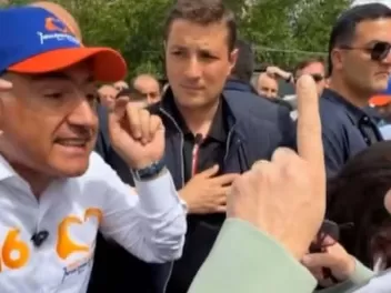 Փաշինյանի հետ վիճած կնոջ հաստիքը կրճատեցին
