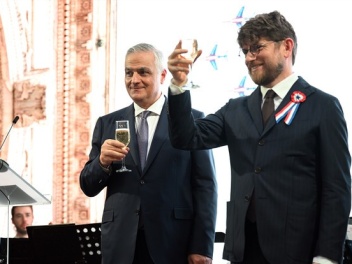Ֆրանսիայի դեսպանատնից՝ հիվանդանոց․ տոնակատարո...