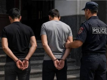 Մորը գրտնակով սպանած 20-ամյա Էրիկին տեղափոխելու են հոգեբուժարան. «Հրապարակ»