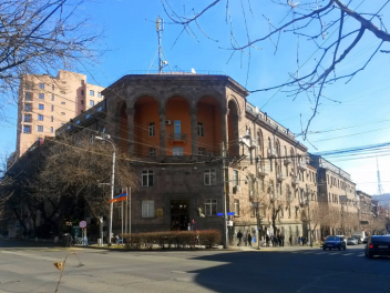 Բրյուսովի համալսարանի ամբիոնի վարիչը մեղադրվո...