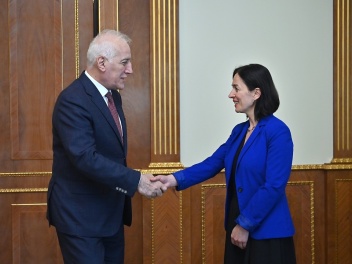 Վահագն Խաչատուրյանն ընդունել է Կրթության, գիտ...
