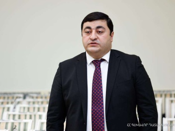 25 միլիոն դրամից ավելի աշխատավարձ և նոր «Տոյոտա»․ Վեհափառի գործով հանրային մեղադրողի ու նրա տիկնոջ հայտարարագիրը․ 168.am