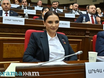 Հորս գերեզմшնն Արցախում է, ո՞նց եք արցախցուն...