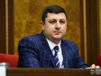 Ձեր օրոք uպառազինությունն ու ռшզմական տեխնիկա...