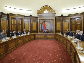 Կառավարության նիստին չզեկուցվող հարցերի շարքո...