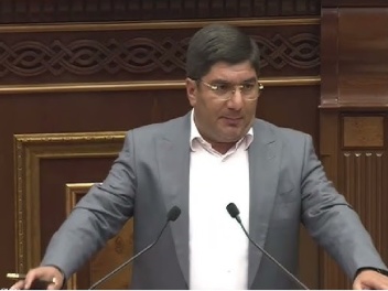 Ինձ մոտ տպավորություն է, որ մեզ նոր աղետ է սպ...