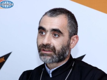 Հոգևորականին ավազանի անունով դիմելը պարզապես...