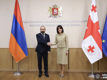 Վրաստանի ԱԳ նախարարը շնորհավորել է Արարատ Միր...