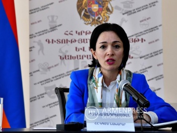 5 եւ 6-րդ դասարաններում գրքերի վարձավճարը զրոյանում է. ԿԳՄՍ նախարար