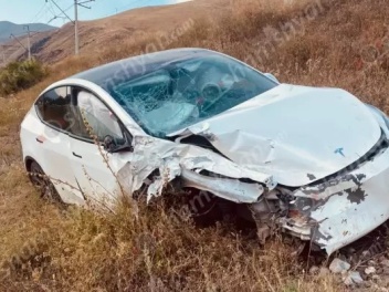 Բախվել են քաղաքացիներ տեղափոխող «Ford Transit...