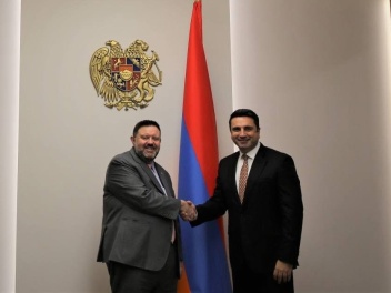 Ալեն Սիմոնյանն ու Դեյվիդ Ալենը անդրադարձել են...