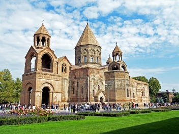 Եկեղեցու դեմ ուղղված ՀՀ իշխանությունների գործ...