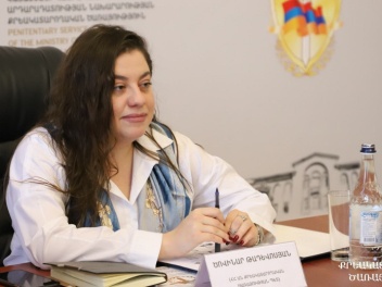 ՔԿԾ պետն իր ենթականերին պարգեւատրել է․ «Հրապարակ»