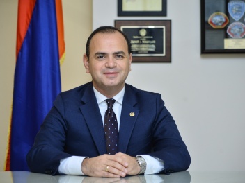 Զարեհ Սինանյանը վերանշանակվել է