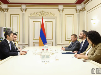 ԱԺ նախագահն ու Հունաստանի արտակարգ և լիազոր դ...
