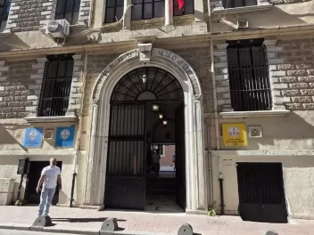 Ստամբուլում հրահանգել են դասերի չթողնել հայաս...