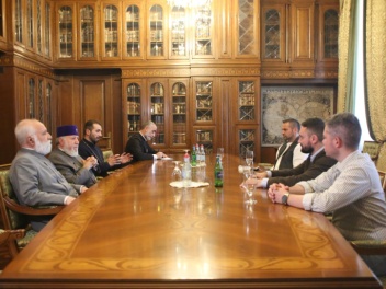 «Նազովրեցի» միջազգային բարեգործական հիմնադրամ...