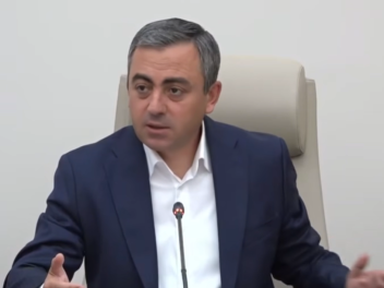 Մինչեւ Տիգրանաշենը էս իշխանությունը պատրաստվո...