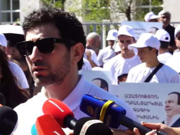«Դու ո՞վ ես, որ որոշես՝ ով և ինչպես պետք է ապրի»․ Լևոն Քոչարյանը՝ Փաշինյանին