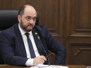 Արայիկ Հարությունյանը պարգևատրվել է «Հայրենիք...