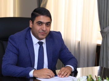 Կինս եղել է մրցույթի միակ մասնակիցը և ճանաչվե...