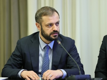 Հայաստանից Ադրբեջան ալյումինե փայլաթիթեղ է ար...