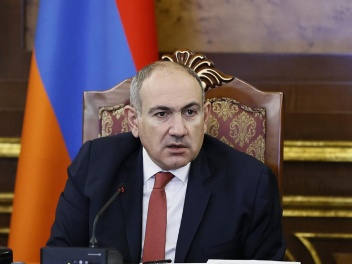 Մարզպետներին Փաշինյանը «տոկի է տվել». «Հրապար...