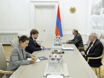 Փաշինյանն ընդունել է Հայաստանում Ֆրանսիայի ար...