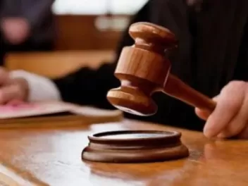 Ազատամարտիկին դատում են իր ասած մեկ նախադասության համար. «էդ ․ պատի տակին մարդկանց գնդակահարելու եմ»․ «Հրապարակ»