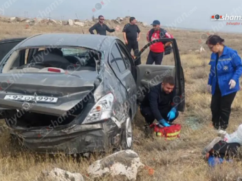Կոտայքի մարզում «Nissan»-ը բախվել է քարերին ո...