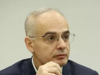 Արտահերթ ընտրությունների մասին խոսակցությունն...