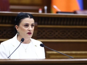 Ինձ չեք լռեցնելու դատի տալու սպառնալիքով․ Իրի...