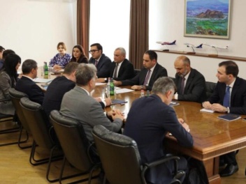 Հայաստանն ու Թուրքիան քննարկել են Գյումրի-Կար...