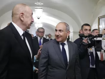 Փաշինյանը խուճապի է մատնել թիմակիցներին․ «Հրապարակ»