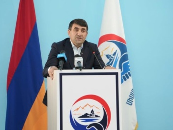 Սևանի քաղաքապետի աթոռին հավակնող Վահրամ Գևորգ...