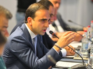Ավինյանն ու թիմը նախընտրական «չիստկա» են սկսե...
