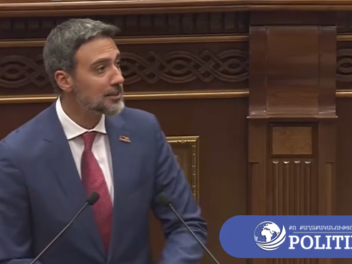 Ո՞վ ա ասել, որ իշխանություն լինելը հեշտ երեւո...