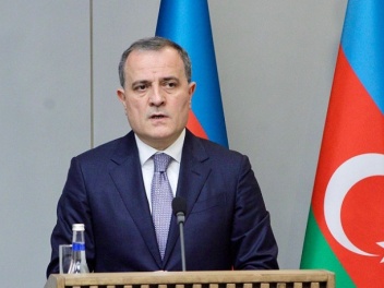 Հայ հասարակությունը պետք է ընդունի և հասկանա,...
